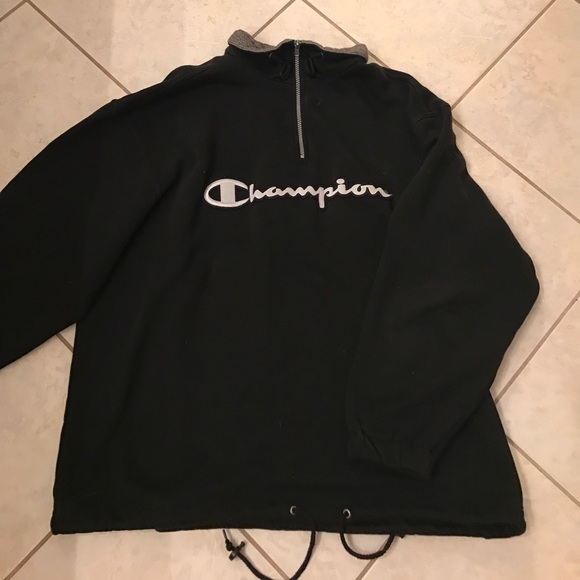 Champion Other - Great condition champion sweater
