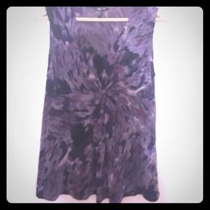 Cute sleeveless multi color top