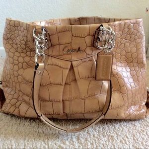 ⛔SOLD⛔ Coach Carryall Handbag