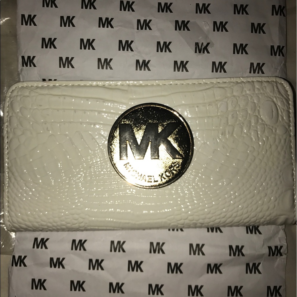 MICHAEL KORS WALLET‼️