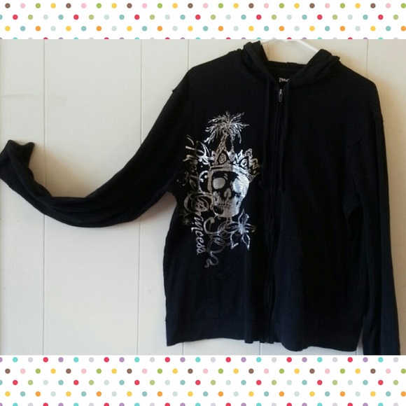 Disney Pirate Princess Sweatshirt with skull - Picture 2 of 6