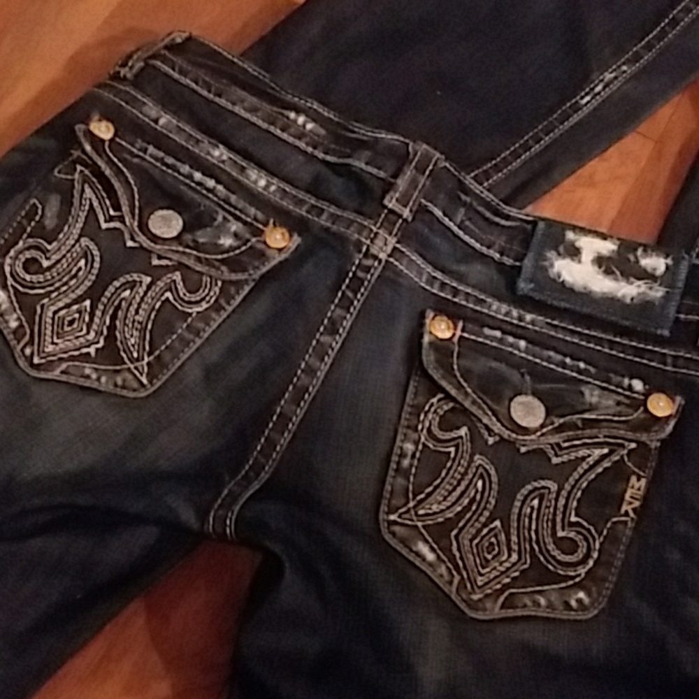 Size 27/34 MEK boot cut jeans