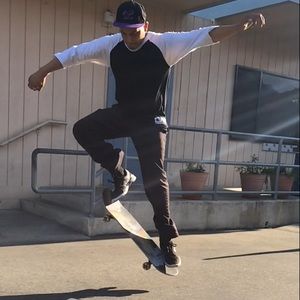 Meet your Posher, Adolfo