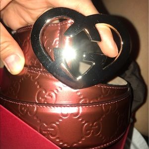 Gucci heart shaped belt. New never worn, in bag