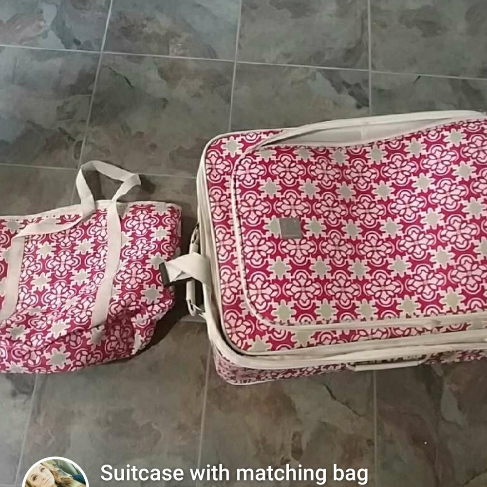 Suitcase and matching handbag
