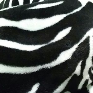 Meet your Posher, Kenia