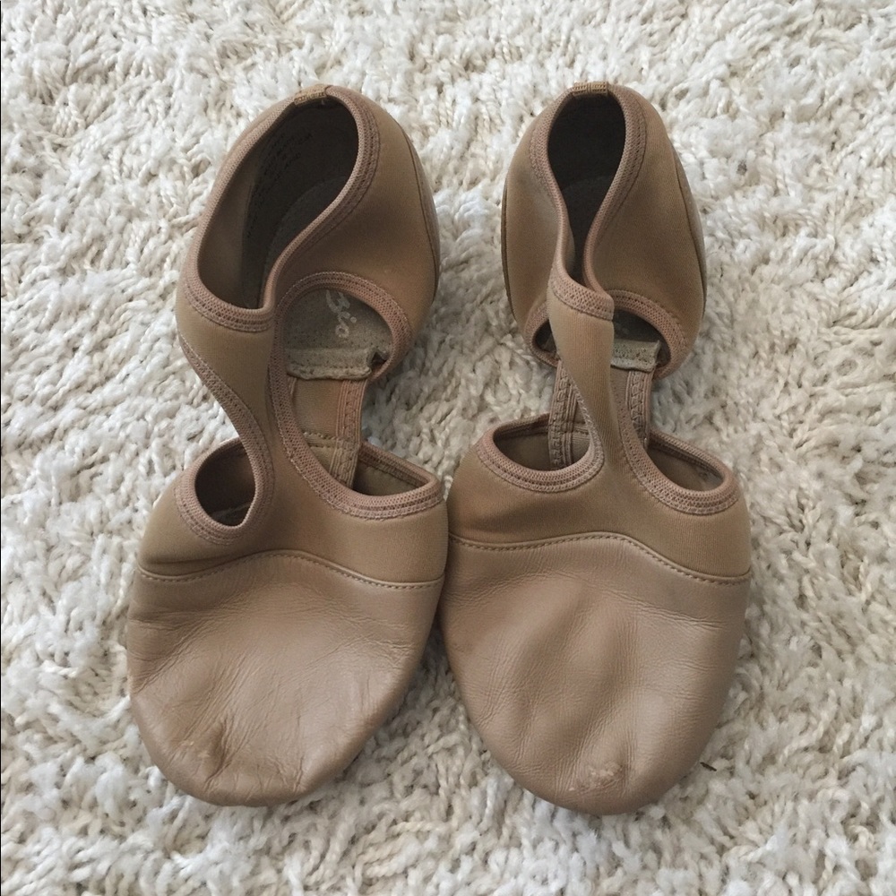 Dance Lyrical Shoes 8 .5