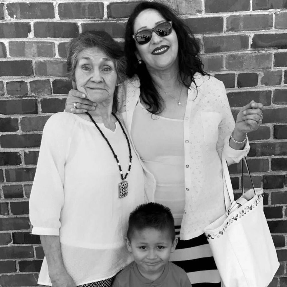 Meet your Posher, Angela