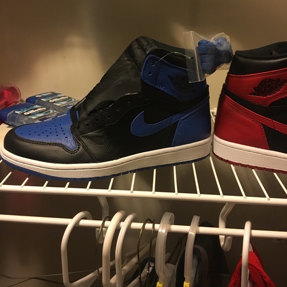 Banned bred/royals main image 5