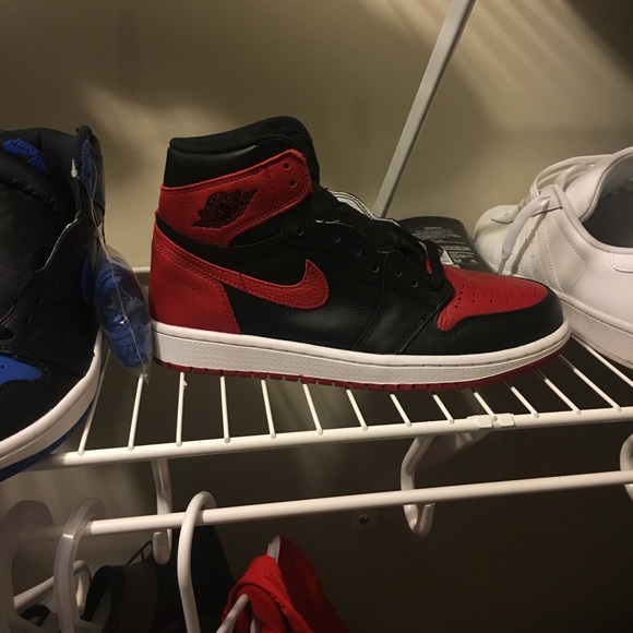 Banned bred/royals main image 6