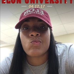 Meet your Posher, Ariel