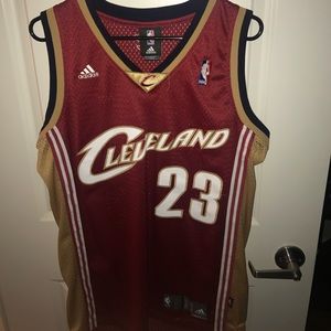 Original RARE stitch Cavs Jersey, fits like medium