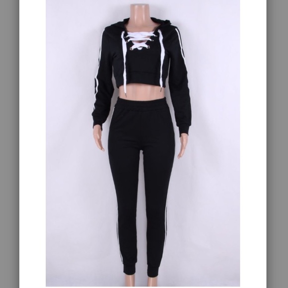 ❤️ Lace-up Crop Hoodie Sweat-Suit❤️ - Picture 3 of 5