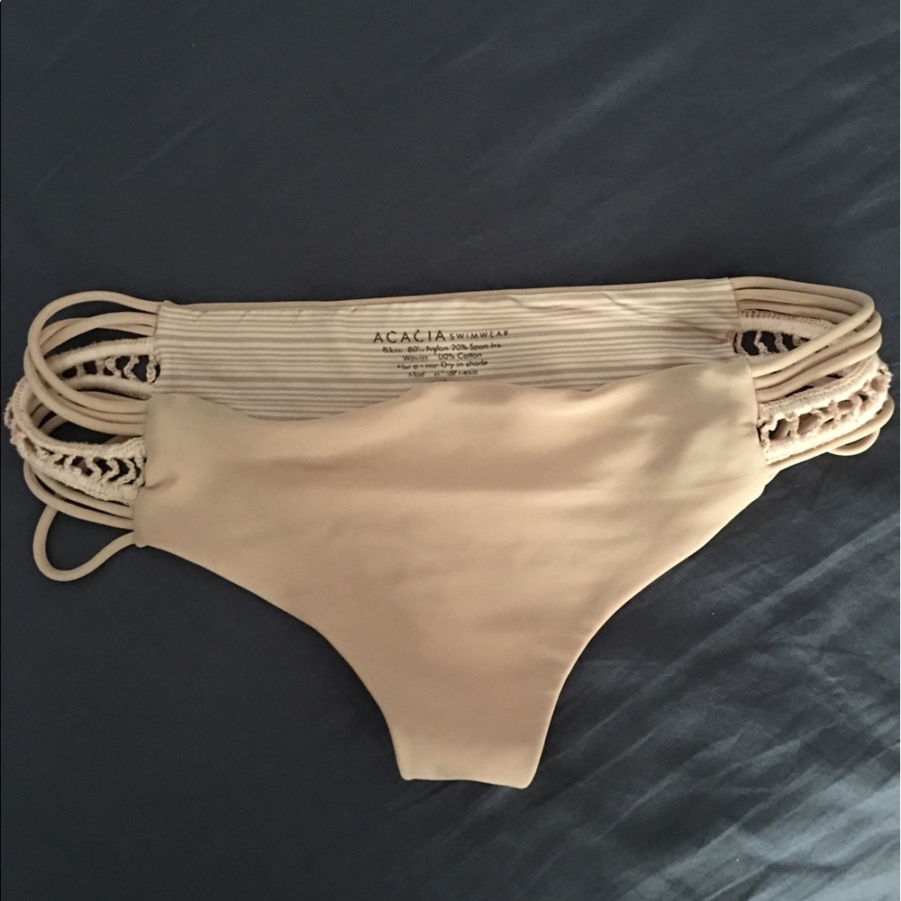 Naked pikake bottoms