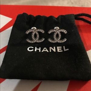 AUTHENTIC CHANEL EARRINGS