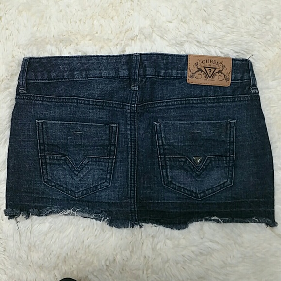 Guess Jeans frayed hem mini skirt - Picture 3 of 5