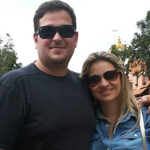 Meet your Posher, Renato fer eboli