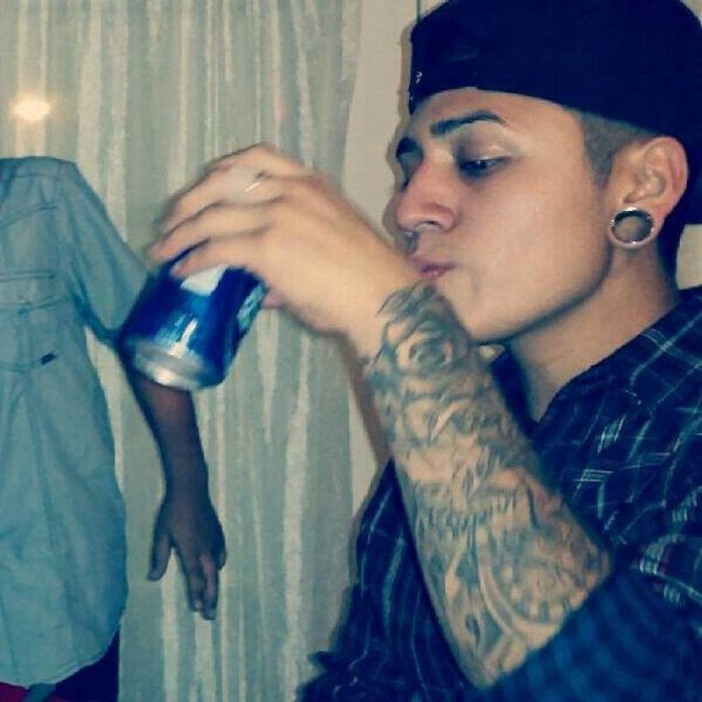 Meet your Posher, Uriel