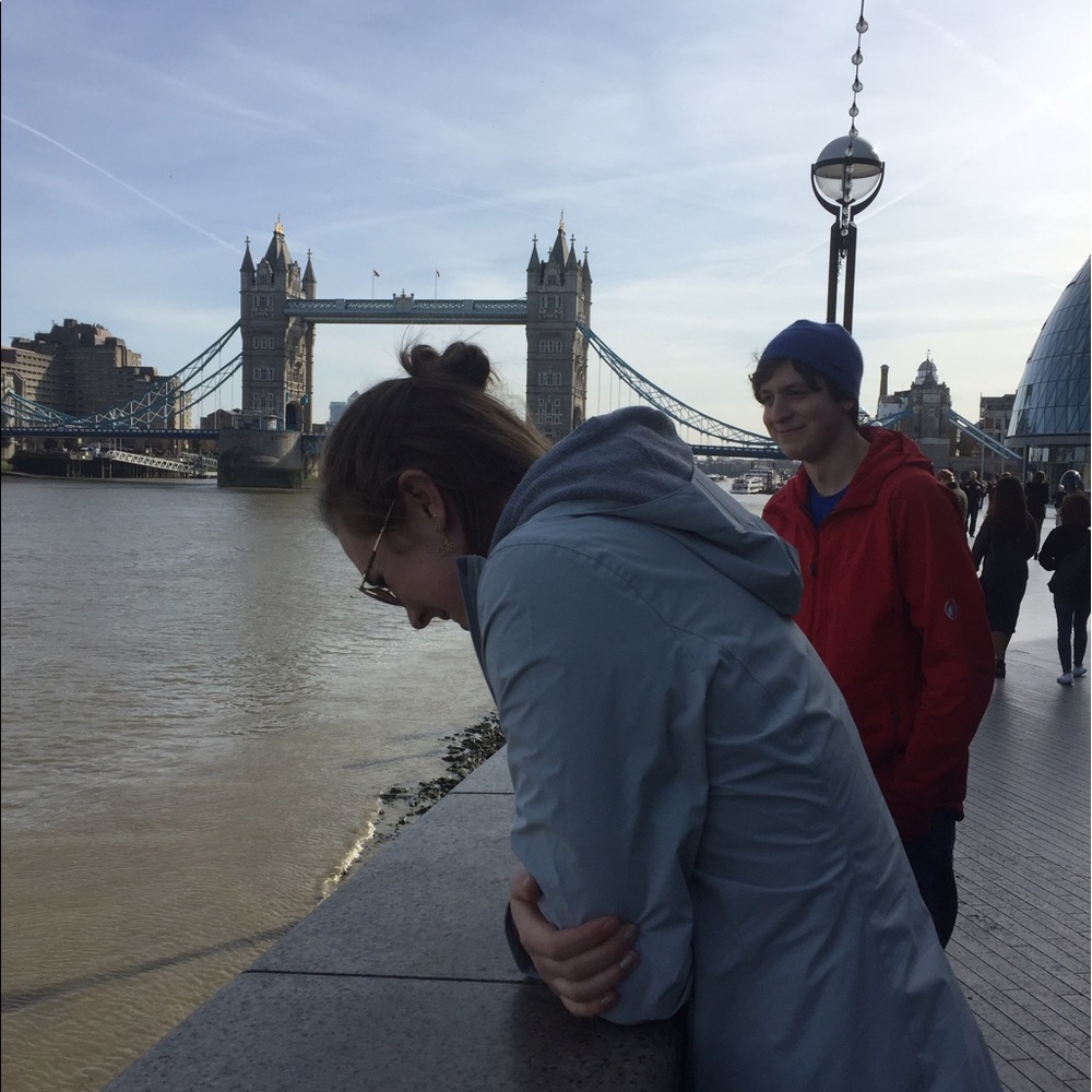 Meet your Posher, Genevieve