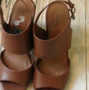 Indigo Tan Block Heel Sandals