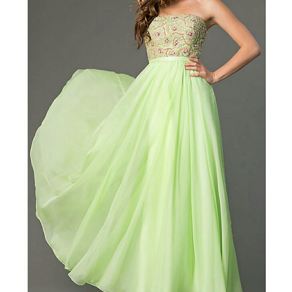 Sherri Hill Prom Dress - Prom Gown Style 8549 - Picture 2 of 5