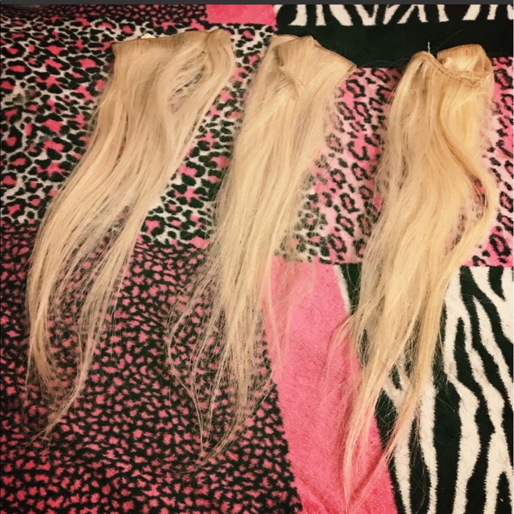 Blonde Extensions - Picture 2 of 2