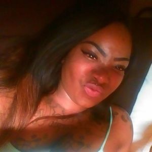 Meet your Posher, Charmika