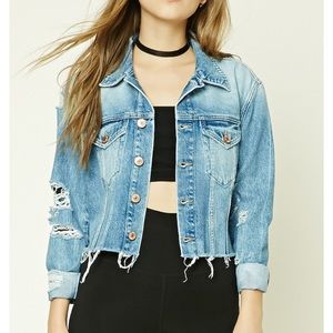 Cropped denim jacket with rips