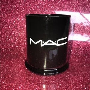 Homemade brush holder 💕