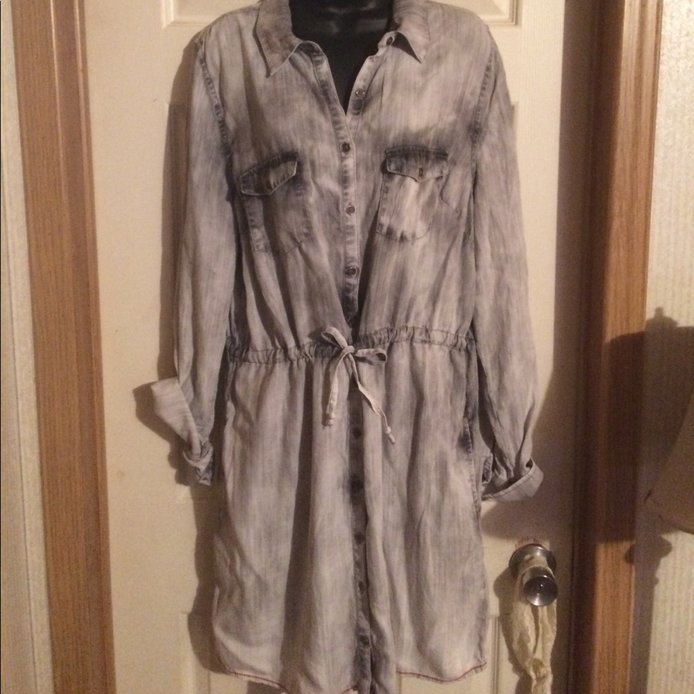 Soft drawled waisted dress