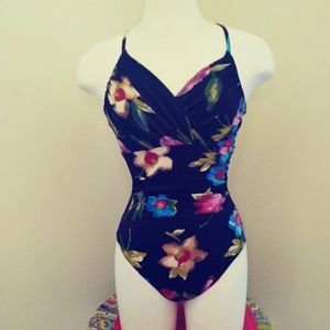 Shape Slim swim suit