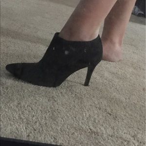 Jones bootie heels  size 7 (new)