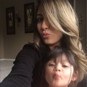 Meet your Posher, Edna