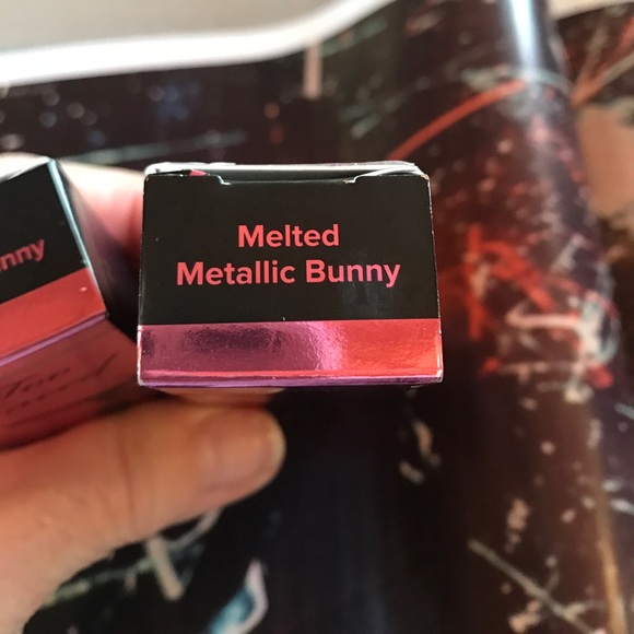 NEW,, Too Faced Melted Metal lipstick .40 to oz - Picture 3 of 4