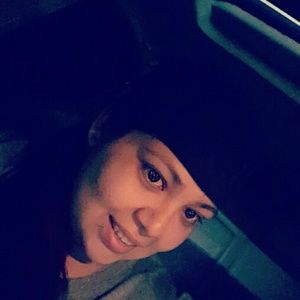 Meet your Posher, Bernice