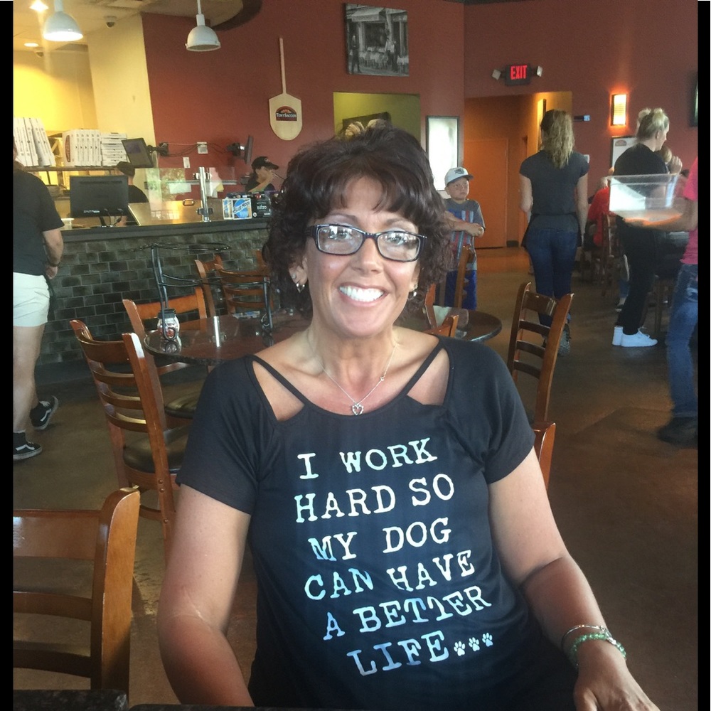 Meet your Posher, Julie