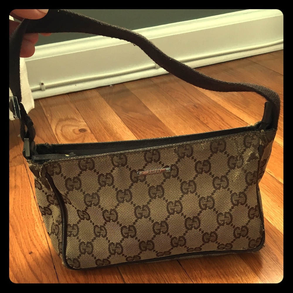 Small Gucci handbag