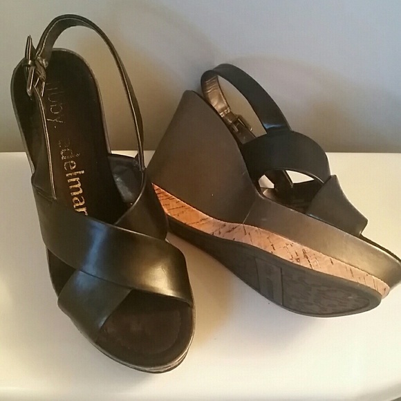 Black Platform Wedges - Picture 2 of 4