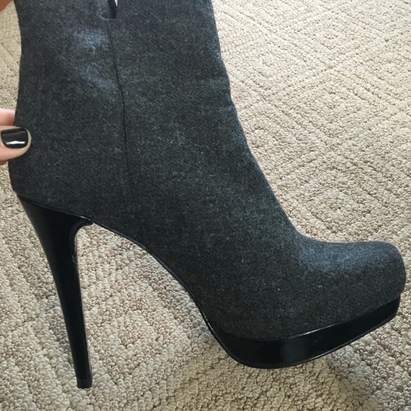 Ankle boots - Picture 2 of 7