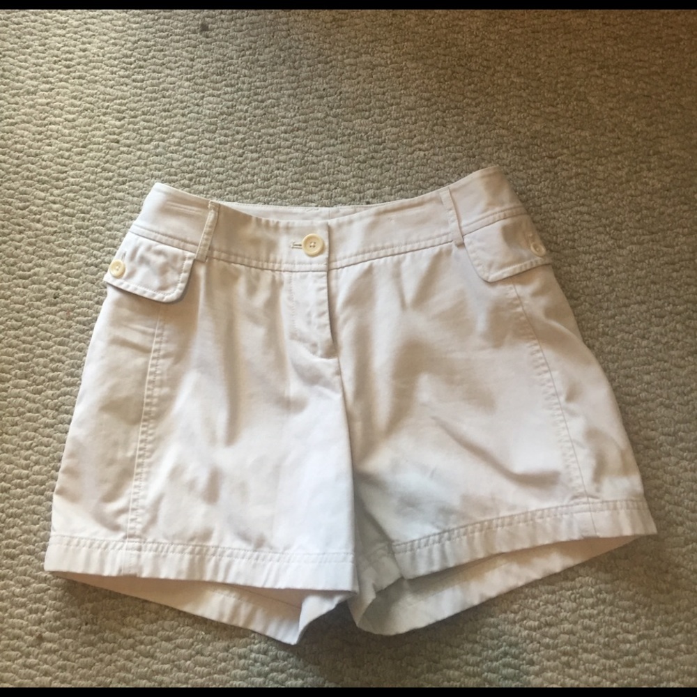 Ann Taylor size 0 cotton white shorts