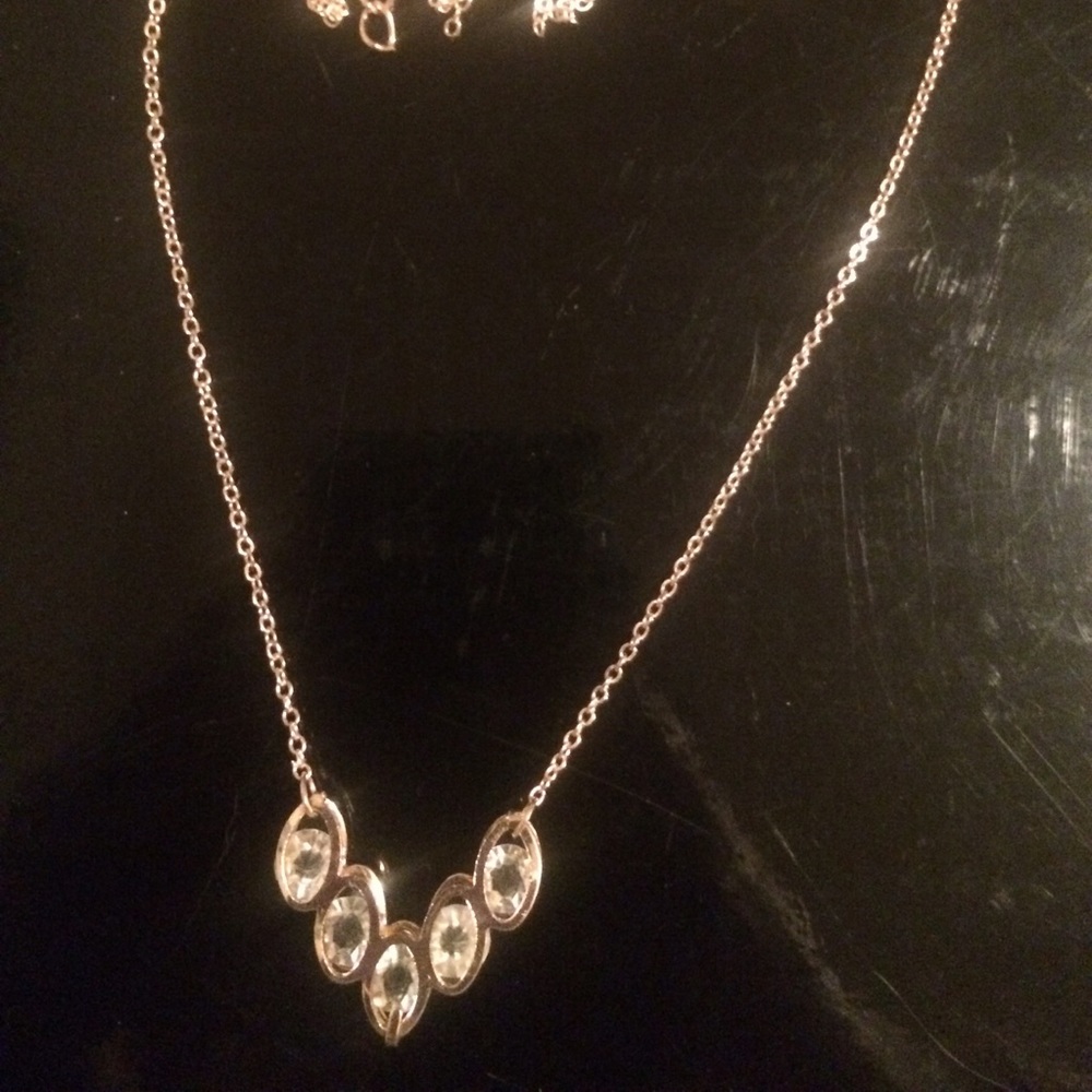 (4 for $20) brand new short necklace
