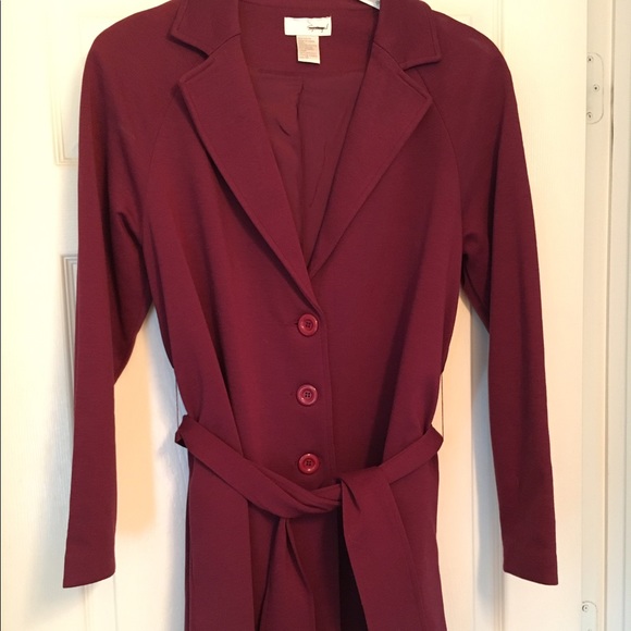 Gorgeous Burgundy Spiegel Wrap Blazer - Picture 2 of 5