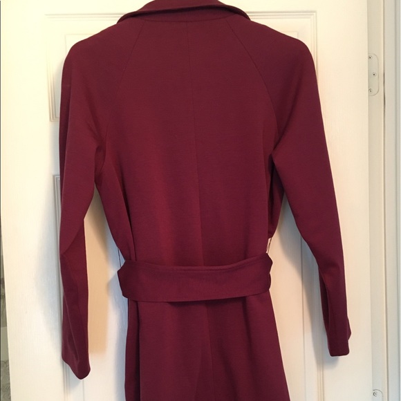 Gorgeous Burgundy Spiegel Wrap Blazer - Picture 3 of 5