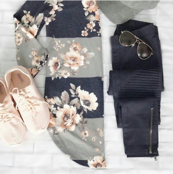 12pm by Mon Ami  Tops - 12pm by Mon Ami Tunic Swrater