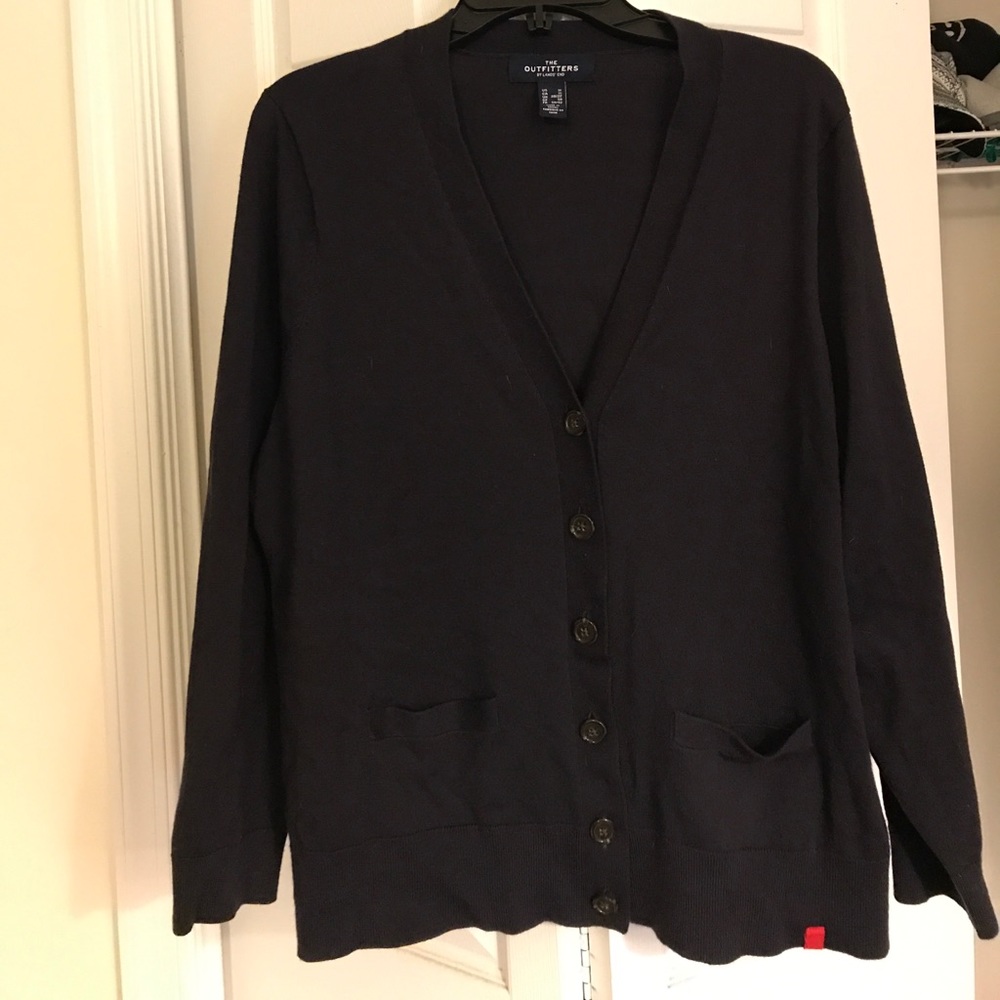 Super soft sweater/cardigan!