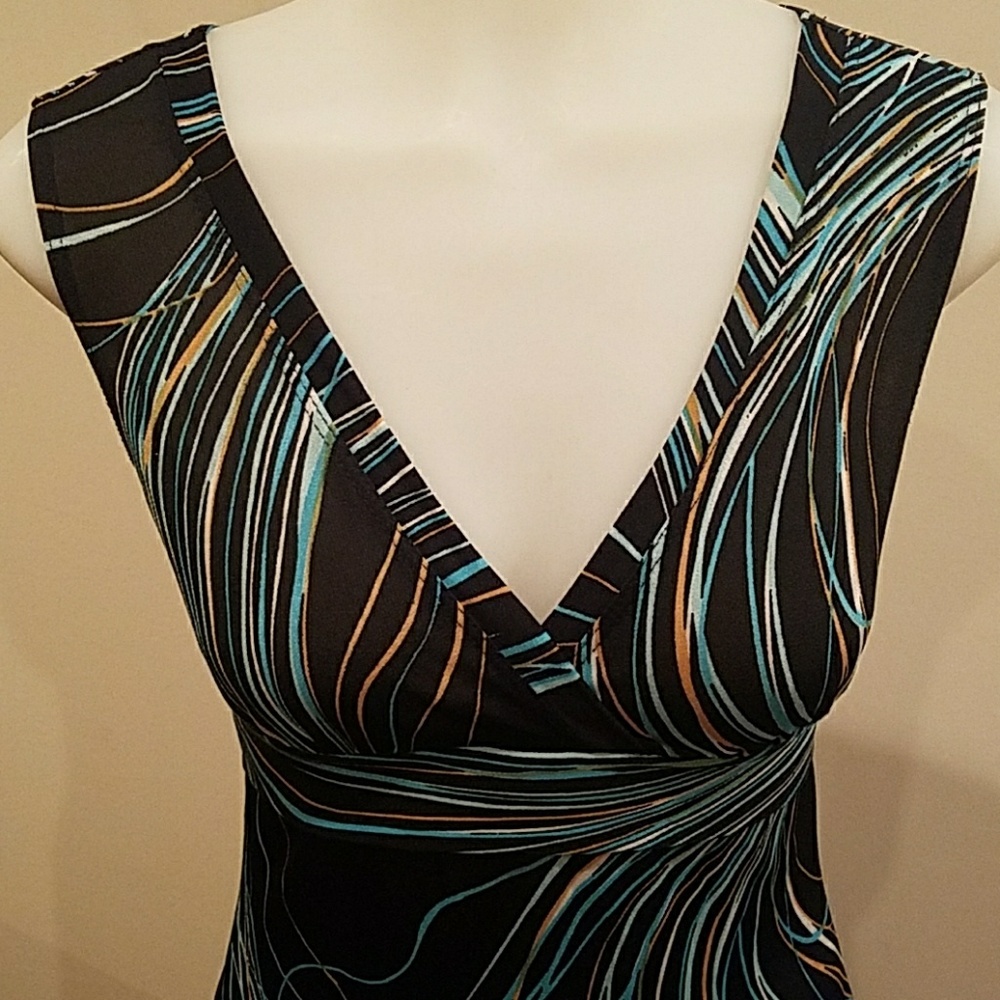 Forever 21 Printed Tie Low Cut Midi Dress - Picture 2 of 5