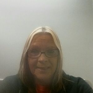 Meet your Posher, Pam