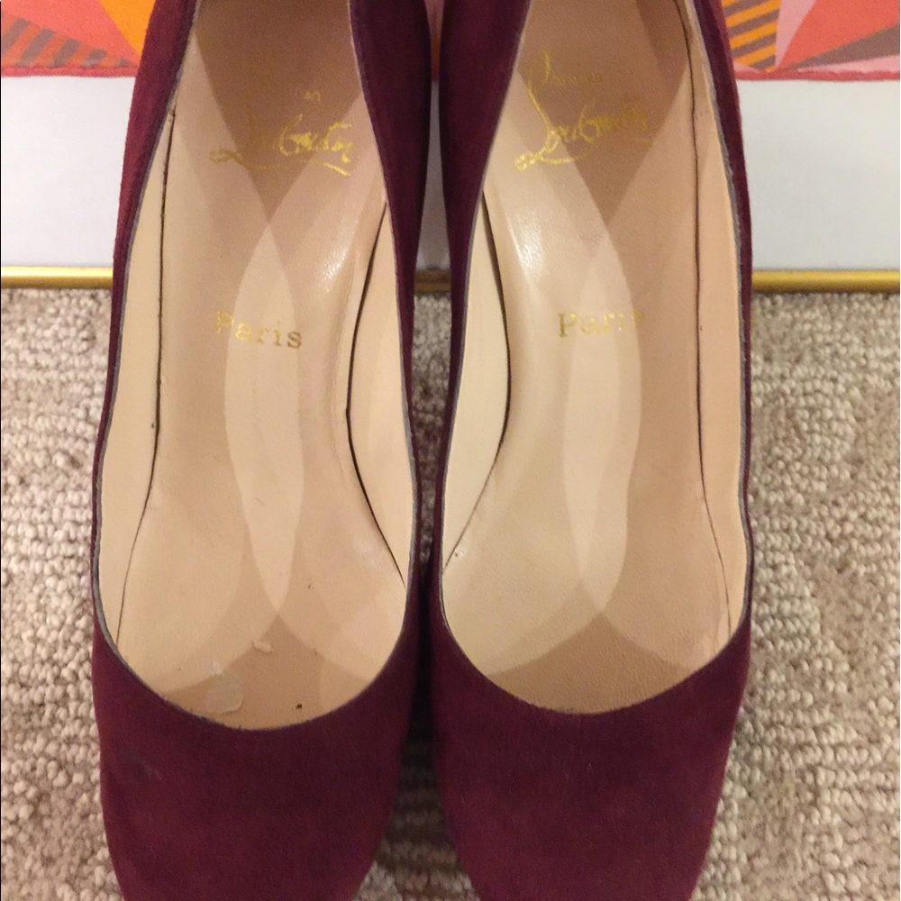 Christian louboutin burgundy pump Size 38