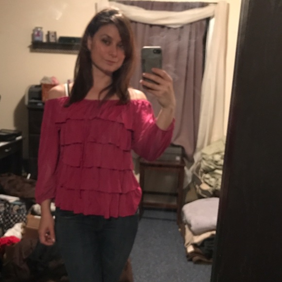 🌴🌴 Pink Ruffle Top - Picture 5 of 5