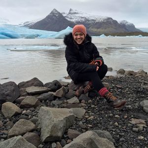 Meet your Posher, Elizabeth